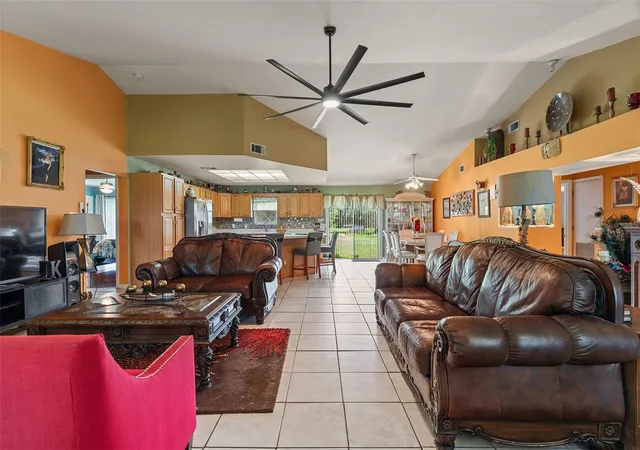 Photo 4 of Single family home for sale at 2830 Horton Rd, Kissimmee, FL 34744 | MLS# S5152781 | Listing updated on 2026-07-22