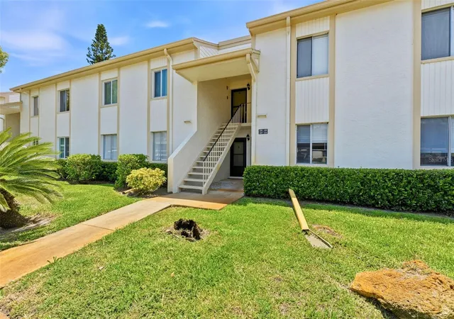 22nd image of 126 Cypress Ct #26, Oldsmar, FL 34677 | MLS# TB8524688