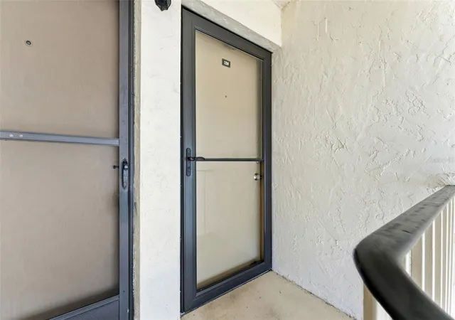 2nd image of 126 Cypress Ct, OLDSMAR, FL 34677