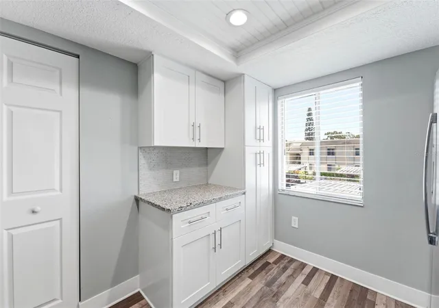 4th image of 126 Cypress Ct, OLDSMAR, FL 34677