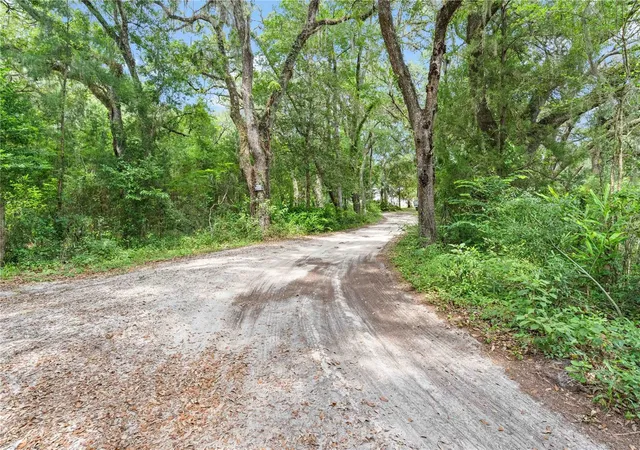 Photo 2 of Manufactured home for sale at 151 NE 164th Avenue, Williston, FL 32696 | MLS# OM727656 | Listing updated on 2026-09-07