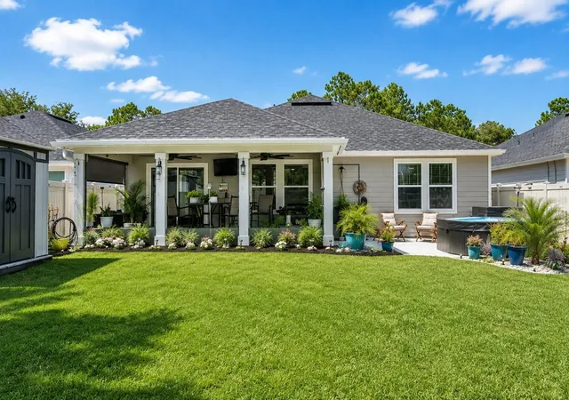 Photo 3 of Single family home for sale at 7 Signet Ct, Flagler Beach, FL 32136 | MLS# FC319625 | Listing updated on 2026-10-07