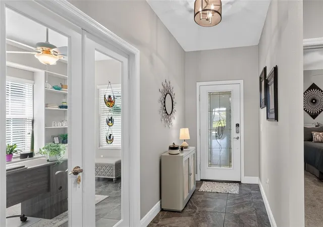 4th image of 13529 Circa Crossing Dr, Lithia, FL 33547 | MLS# TB8524695