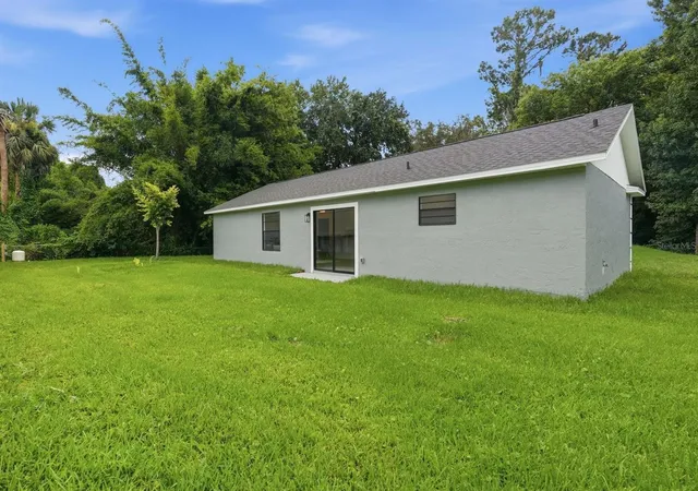 Homes for sale in Debary, FL | 350 Lake Crescent Dr, Debary, FL 32713 | MLS# V4949952