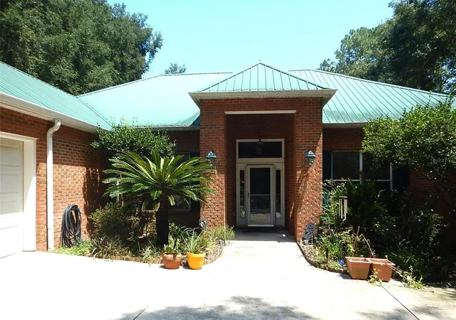 Photo 1 of Single family home for sale at 8315 Lilly Lake Rd, Melrose, FL 32666 | MLS# GC541579 | Listing updated on 2026-08-25
