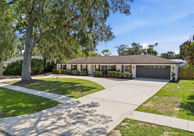2nd image of 706 S Oakwood Ave, Brandon, FL 33511 | MLS# L4963174