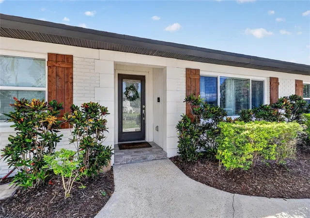 5th image of 706 S Oakwood Ave, Brandon, FL 33511 | MLS# L4963174