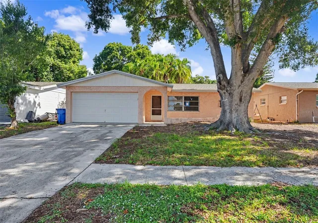 Photo 1 of Single family home for sale at 8373 78th Terrace, Seminole, FL 33777 | MLS# TB8524711 | Listing updated on 2026-09-29