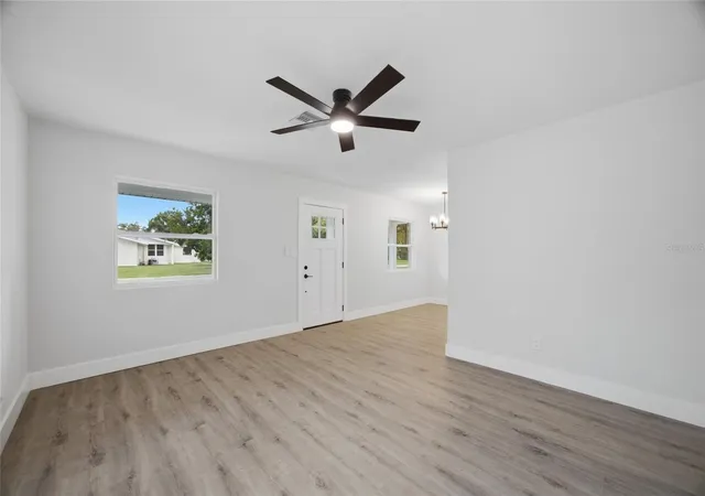 5th image of 1333 Overlea St, Clearwater, FL 33755 | MLS# TB8524713