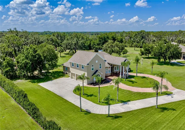 3rd image of 11518 Hammock Oaks Ct, Lithia, FL 33547 | MLS# TB8524722
