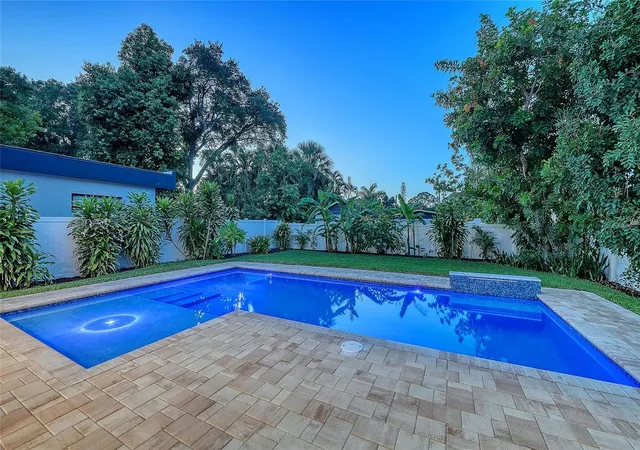 Photo 3 of Single family home for sale at 2483 Bay St, Sarasota, FL 34237 | MLS# A4698594 | Listing updated on 2026-08-09