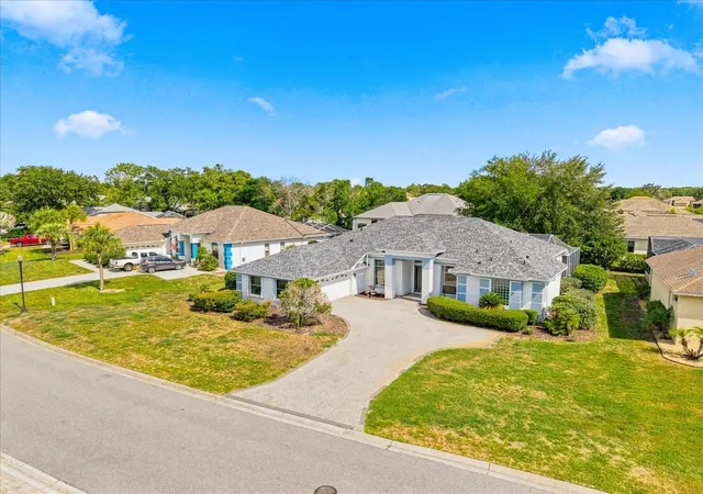2nd image of 8402 Maybelle Dr, Weeki Wachee, FL 34613 | MLS# W7887225