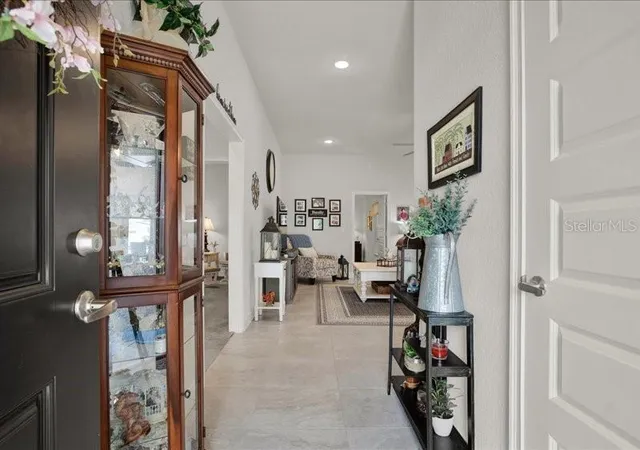 4th image of 15648 Se 92Nd Ave, Summerfield, FL 34491 | MLS# TB8524736