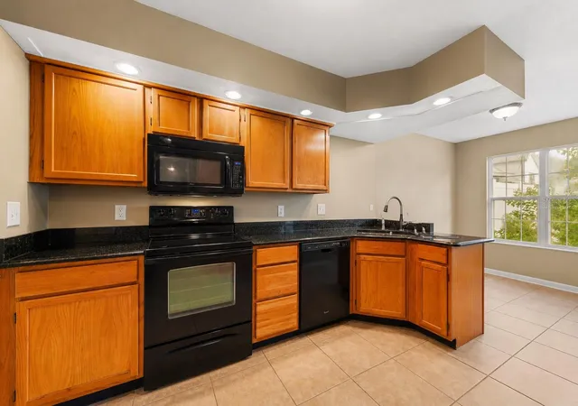 Photo 3 of Single family home for sale at 3837 Holston Way, Orlando, FL 32812 | MLS# O6421227 | Listing updated on 2026-09-14