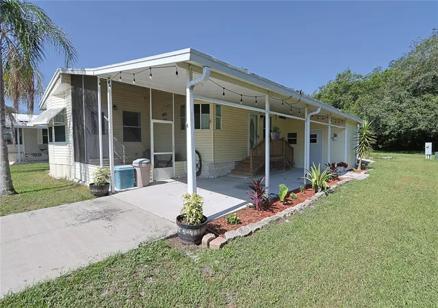 Homes for sale in Zephyrhills, FL | 3601 Muller Dr, Zephyrhills, FL 33540 | MLS# TB8524746