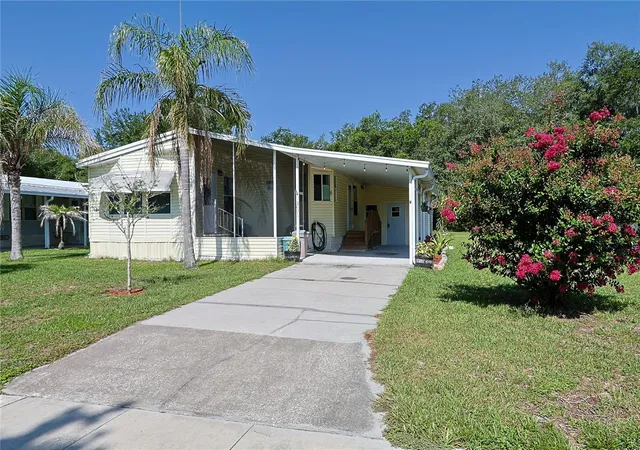 Homes for sale in Zephyrhills, FL | 3601 Muller Dr, Zephyrhills, FL 33540 | MLS# TB8524746