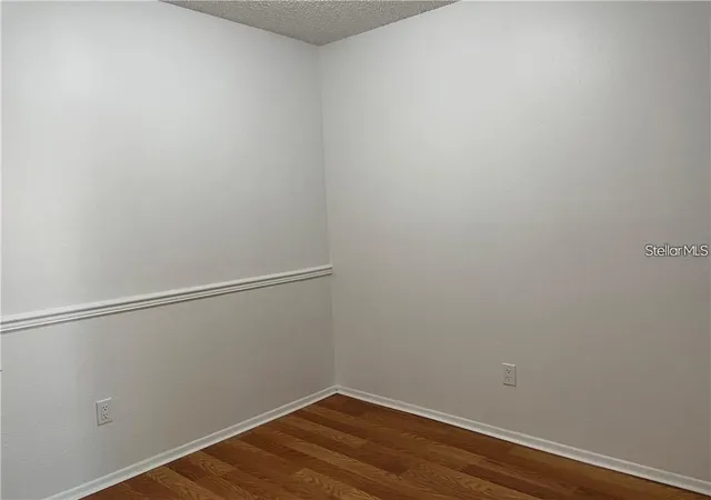 Photo 4 of Condo for sale at 246 Afton Sq #105, Altamonte Springs, FL 32714 | MLS# O6421235 | Listing updated on 2026-09-24