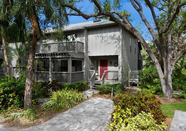 Photo 1 of Townhouse for sale at 1479 Landings Cir #41, Sarasota, FL 34231 | MLS# A4698603 | Listing updated on 2026-08-31
