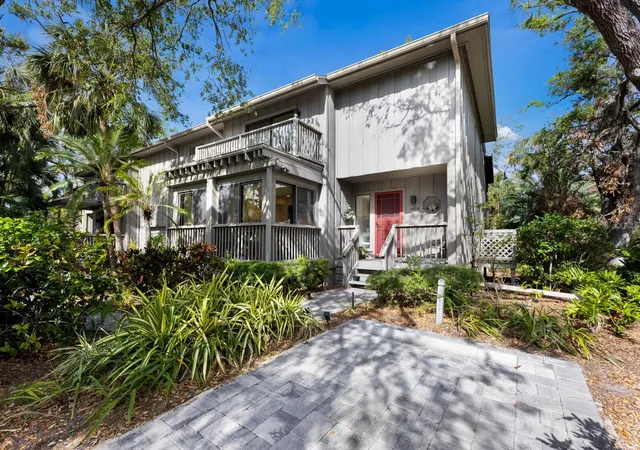 Photo 3 of Townhouse for sale at 1479 Landings Cir #41, Sarasota, FL 34231 | MLS# A4698603 | Listing updated on 2026-08-31