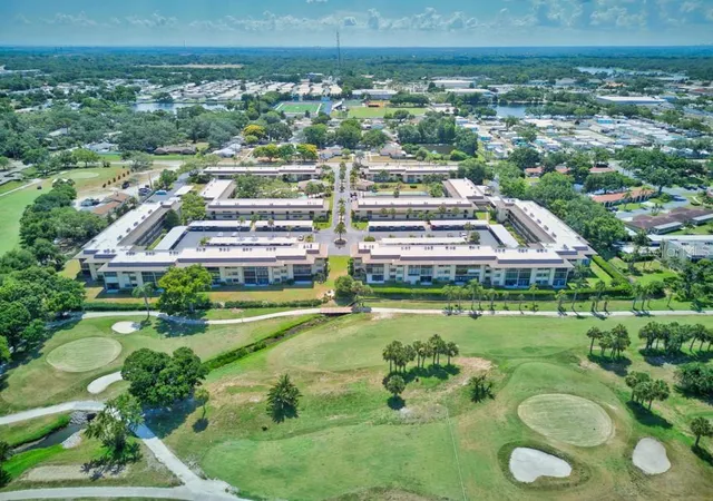 Photo 2 of Condo for sale at 12300 Vonn Rd #4307, Largo, FL 33774 | MLS# TB8524755 | Listing updated on 2026-10-05
