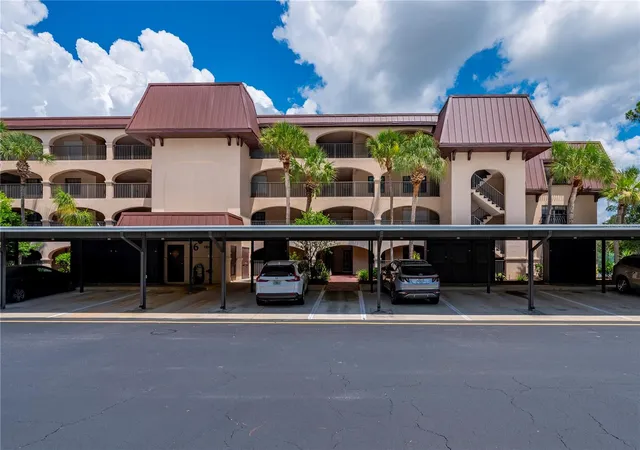 4th image of 23465 Harborview Rd #631, Punta Gorda, FL 33980 | MLS# C7527915