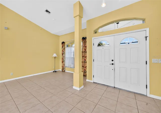 4th image of 225 Fairway Rd, Rotonda West, FL 33947 | MLS# D6147950