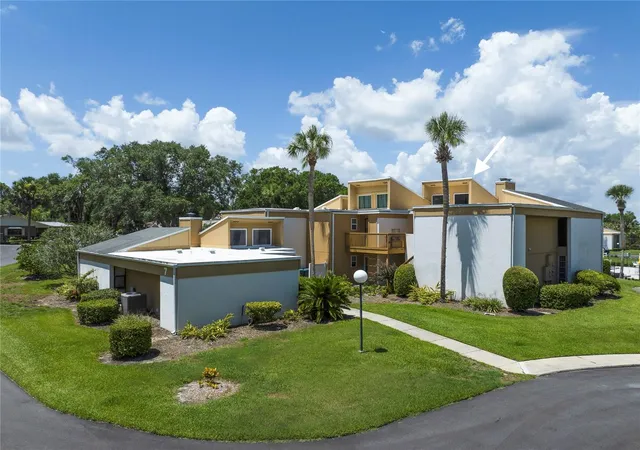 1st image of 1051 S Highland St #7D, Mount Dora, FL 32757 | MLS# G5114491