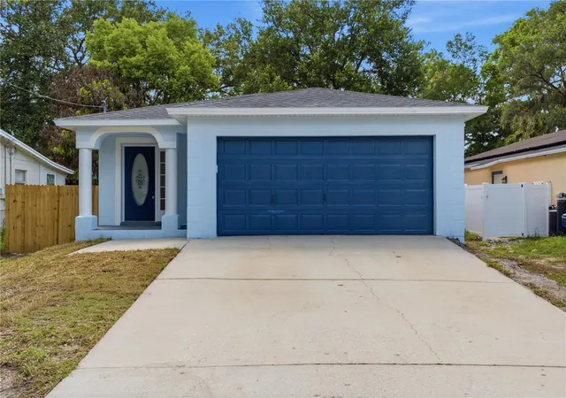 Homes for sale in Tampa, FL | 6812 Lyman Ave, Tampa, FL 33610 | MLS# W7887227