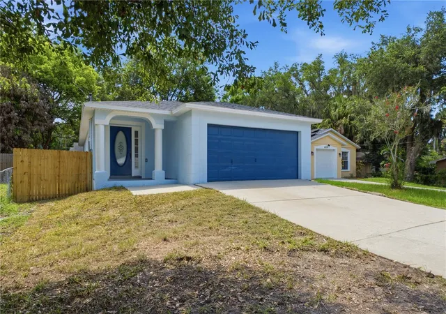 Homes for sale in Tampa, FL | 6812 Lyman Ave, Tampa, FL 33610 | MLS# W7887227