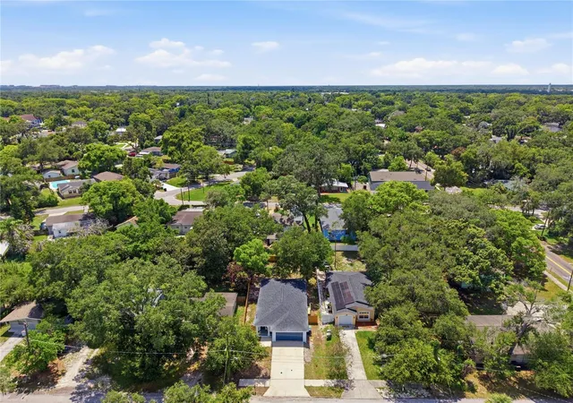 Homes for sale in Tampa, FL | 6812 Lyman Ave, Tampa, FL 33610 | MLS# W7887227