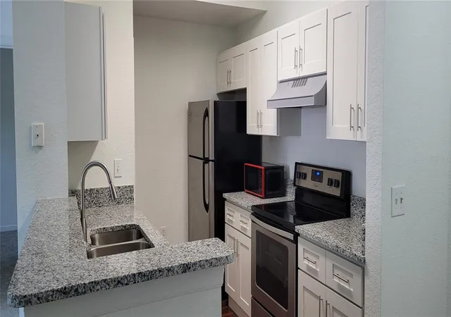 Photo 2 of Condo for sale at 17104 Carrington Park Dr #513, Tampa, FL 33647 | MLS# TB8524786 | Listing updated on 2026-08-26