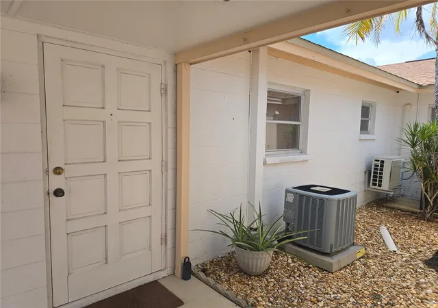 1st image of 5064 Live Oak Cir #5064, Bradenton, FL 34207 | MLS# A4698614