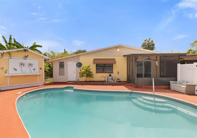 2nd image of 4506 24th Ave S, Tampa, FL 33619 | MLS# TB8524802