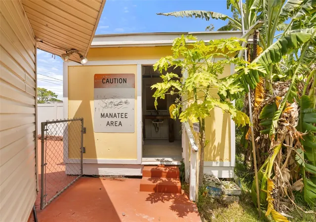 Photo 4 of Single family home for sale at 4506 24th Avenue S, Tampa, FL 33619 | MLS# TB8524802 | Listing updated on 2026-10-30