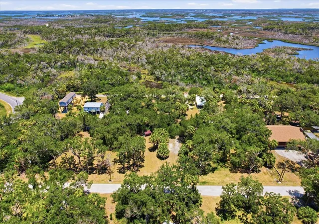 2nd image of 14365 W Shorecliff Ct, Crystal River, FL 34429 | MLS# OM727679