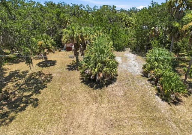 3rd image of 14365 W Shorecliff Ct, Crystal River, FL 34429 | MLS# OM727679