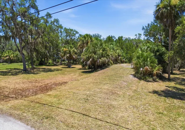 4th image of 14365 W Shorecliff Ct, Crystal River, FL 34429 | MLS# OM727679