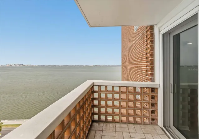 3rd image of 4015 Bayshore Blvd #12B, Tampa, FL 33611 | MLS# TB8524814