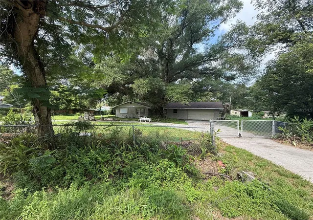 Homes for sale in Auburndale, FL | 2420 Nelson St, Auburndale, FL 33823 | MLS# L4963177