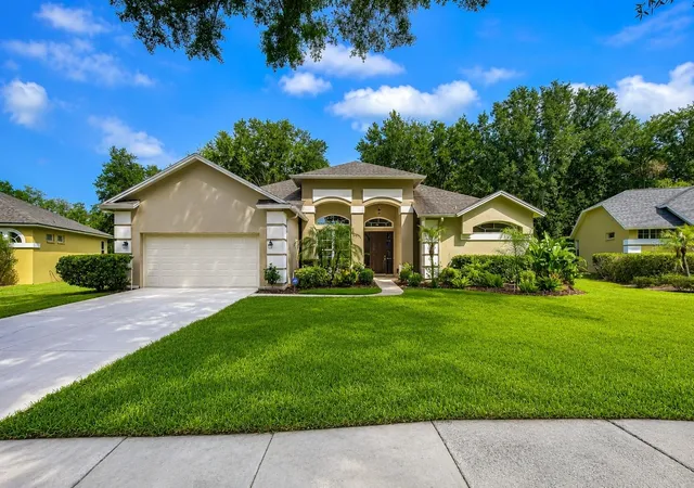 Photo 1 of Single family home for sale at 4916 Willow Ridge Ter, Valrico, FL 33596 | MLS# TB8524820 | Listing updated on 2026-08-02