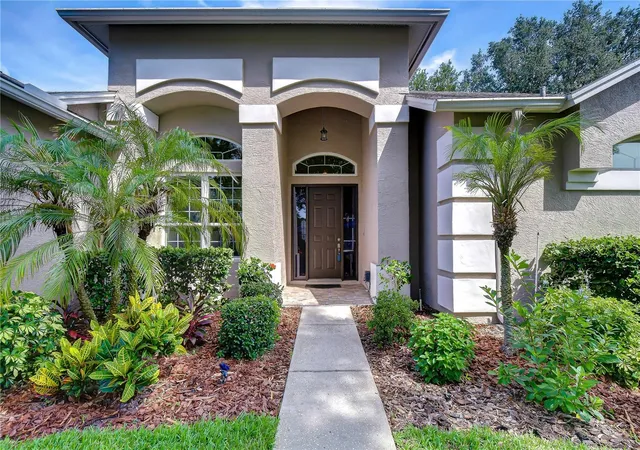 Photo 3 of Single family home for sale at 4916 Willow Ridge Ter, Valrico, FL 33596 | MLS# TB8524820 | Listing updated on 2026-08-02