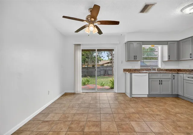 3rd image of 2319 S Tennyson Pt, Homosassa, FL 34448 | MLS# OM727684