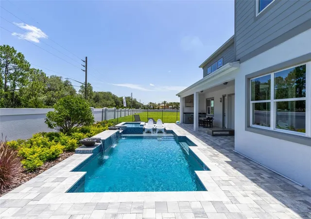 Photo 3 of Sale Pending at 11205 Channelside Ln, Orlando, FL 32832 | MLS# O6421320 | Listing updated on 2026-07-13
