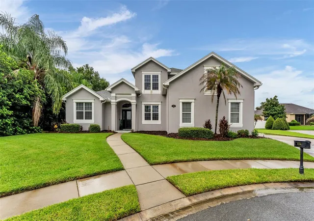 Homes for sale in Lakeland, FL | 7350 Osprey Landing Pt, Lakeland, FL 33813 | MLS# L4963180