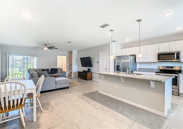 Photo 3 of Townhouse for sale at 13158 Bounty Ave, Winter Garden, FL 34787 | MLS# O6421321 | Listing updated on 2026-08-02