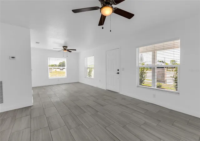 Photo 4 of Single family home for sale at 2206 53rd Avenue E, Bradenton, FL 34203 | MLS# A4698640 | Listing updated on 2026-07-10