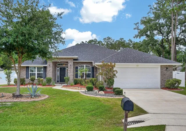 Photo 1 of Single family home for sale at 24 Lincoln Ln, Palm Coast, FL 32137 | MLS# FC319640 | Listing updated on 2026-10-04