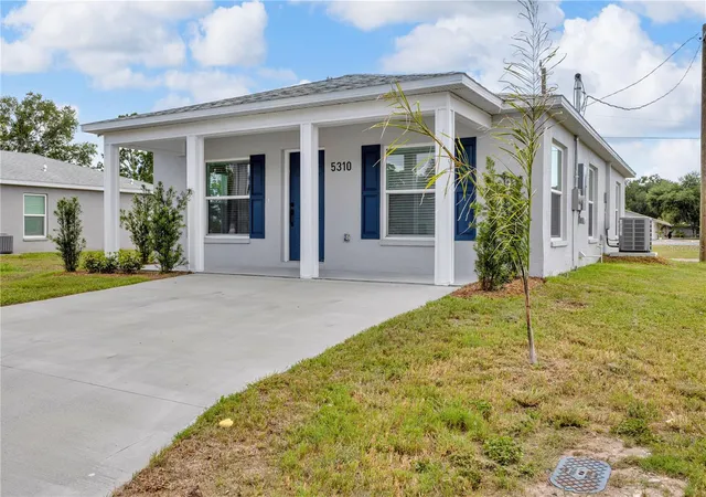 Photo 1 of Single family home for sale at 5310 22nd Street Ct E, Bradenton, FL 34203 | MLS# A4698642 | Listing updated on 2026-09-23