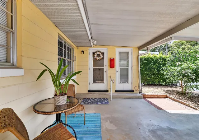 25th image of 445 S Grandview St #8, Mount Dora, FL 32757 | MLS# G5114501