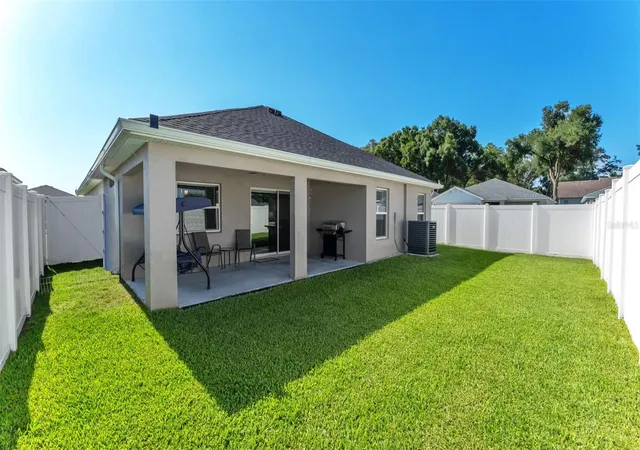 Photo 4 of Sale Pending at 3863 Willow Ridge Dr, Lakeland, FL 33810 | MLS# L4963181 | Listing updated on 2026-08-04